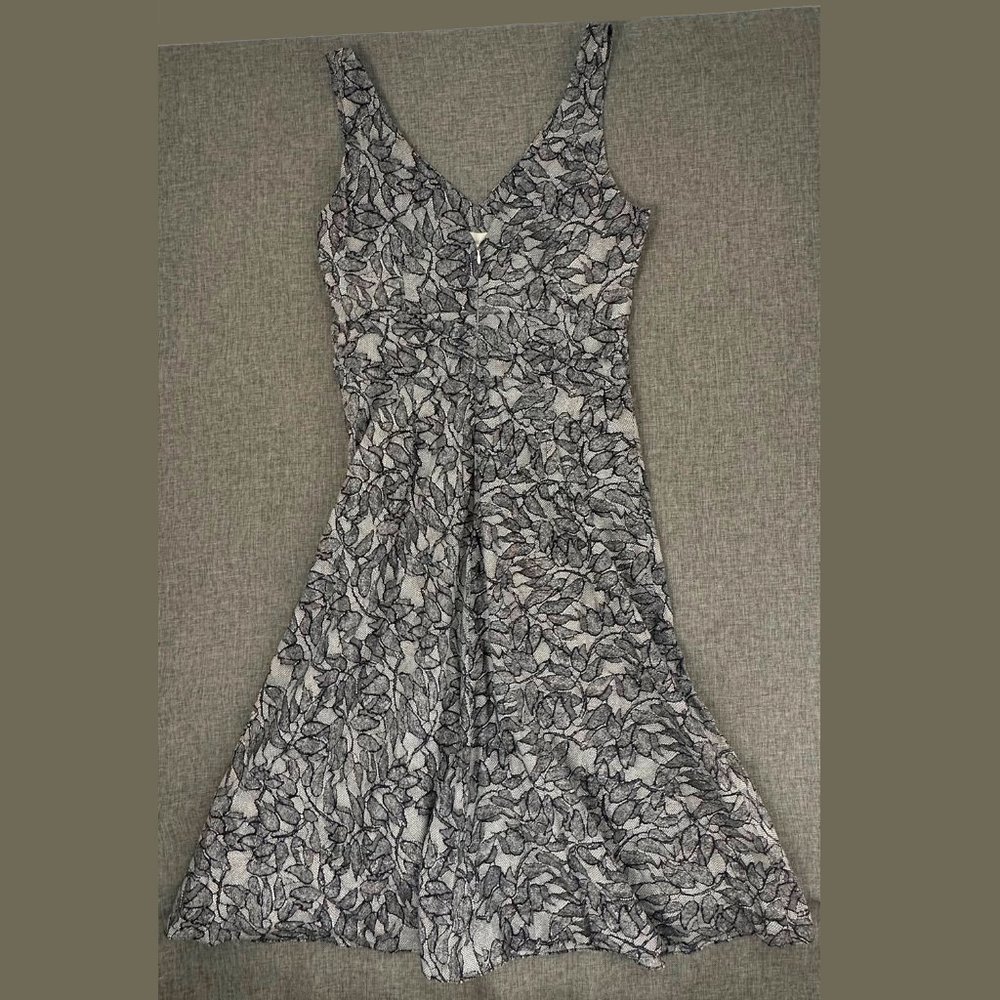 J. Crew Dress Sleeveless V-Neck Sz 8 100% Cotton Lined Black White Zipper Closur - Picture 9 of 13